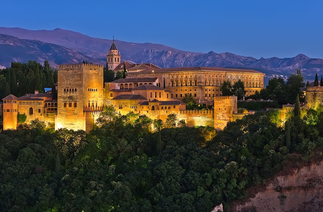 Granada: günbatımını benzeri olmayan gün batımı